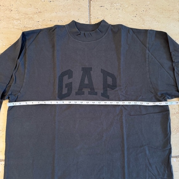 NEW! YZY GAP Dove Long Sleeve Tshirt, Color Grey, Size M, Authentic! - Picture 5 of 8